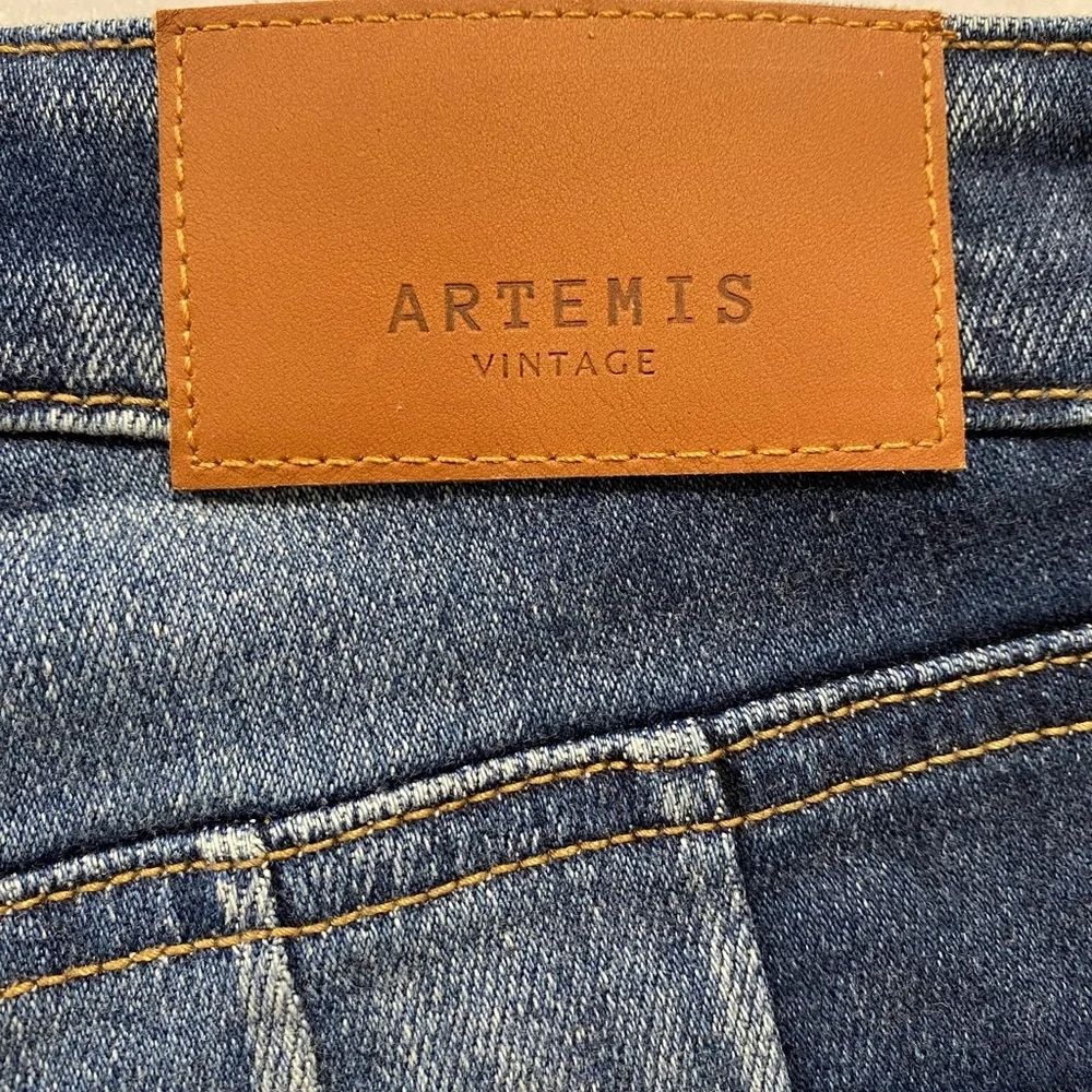 Artemis Vintage Ruby High Rise Stretch Ankle Cigarette Jeans 3/25 Distressed